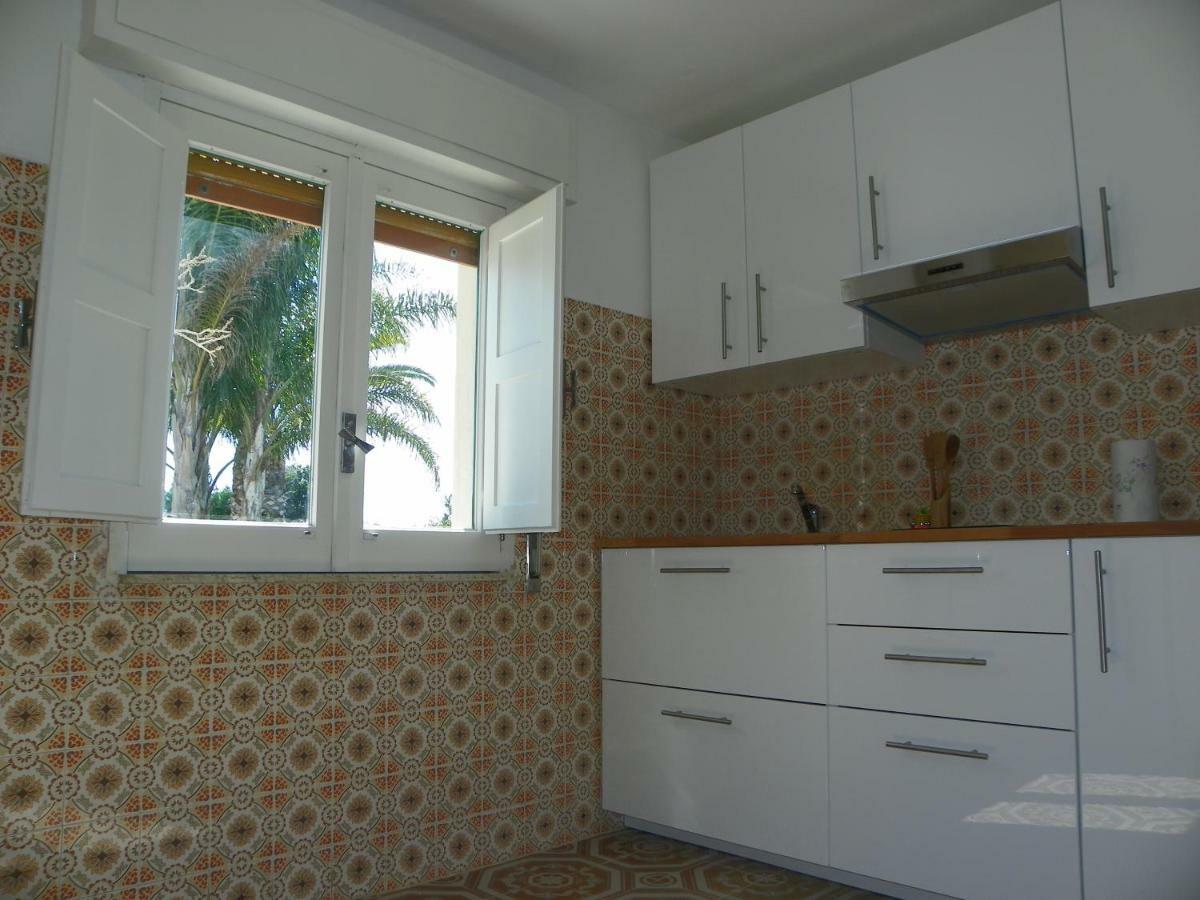 בית הארחה קיארמונטה גולפי 	Dabbanna מראה חיצוני תמונה